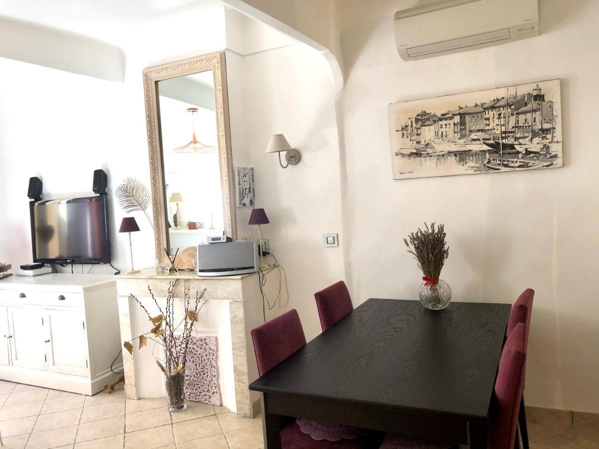 Appartement De Charme Au Coeur De แซ็ง-ทรอเป ภายนอก รูปภาพ